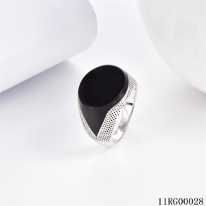 bague à émail noir