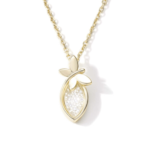 chaine pendentif fruit blanc