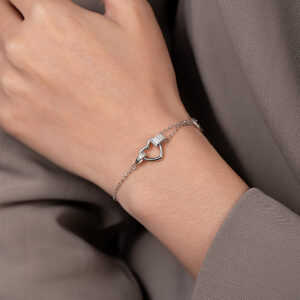 gourmette coeur attaché
