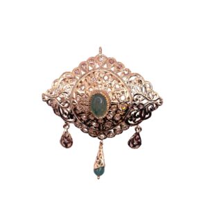 broche de tenues traditionnelles