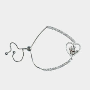 bracelet main sur coeur