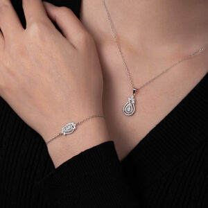 ensemble bracelet collier forme de poire