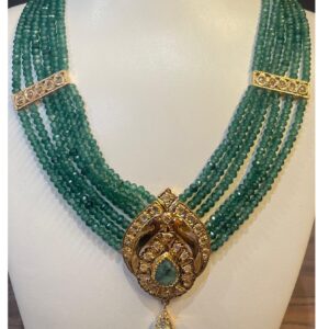 collier vert traditionnel en argent