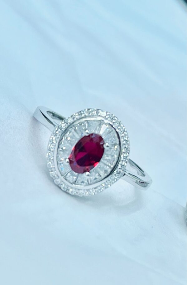 bague avec pierre en violet